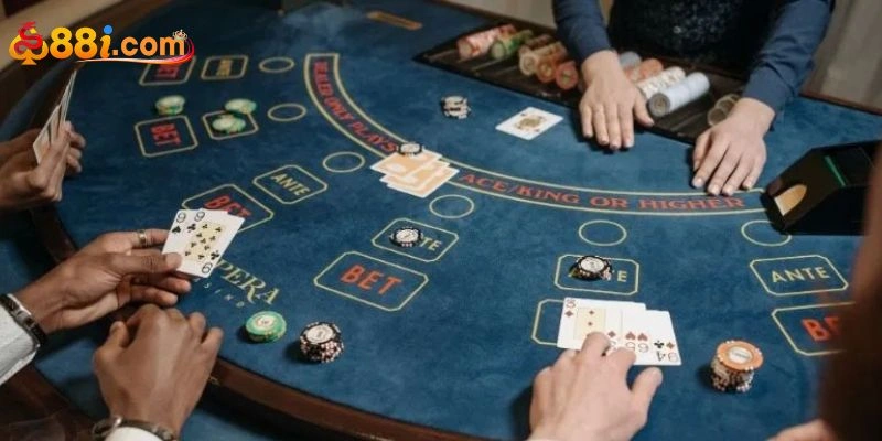 Kỹ Năng Đánh Baccarat 88i: Tổng Hợp Kiến Thức Cho Người Chơi - Luckglow88 Kỹ Năng Đánh Baccarat 88i: Tổng Hợp Kiến Thức Cho Người Chơi - Luckglow88